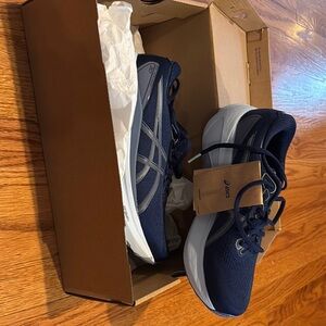 ASICS Gel Kayano 30 NWT women’s 9.5